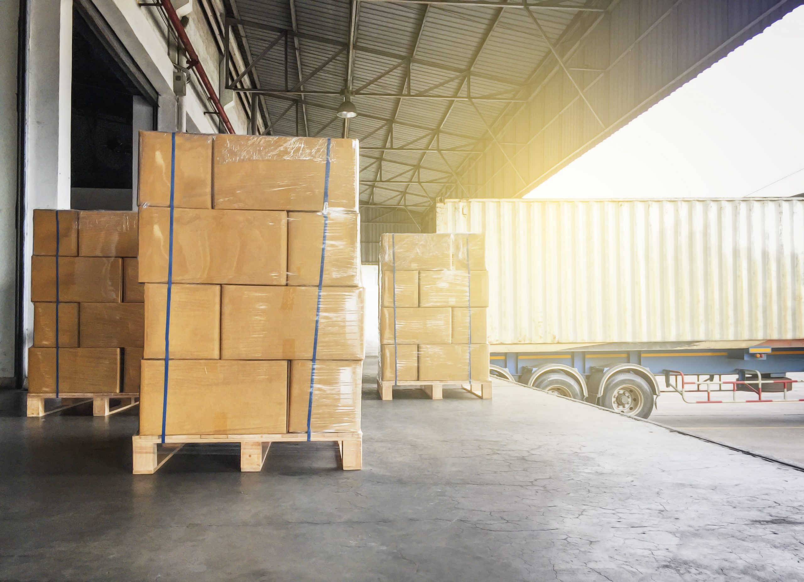 Customs Brokerage Canada | Warehouse boxes